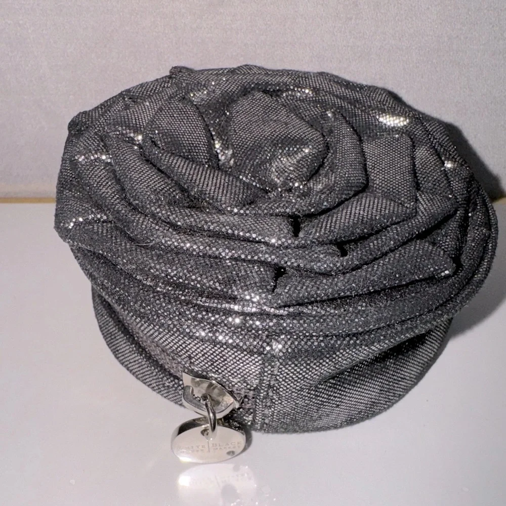 White House Black Market Metallic Silver Cosmetic Case Jewelry…